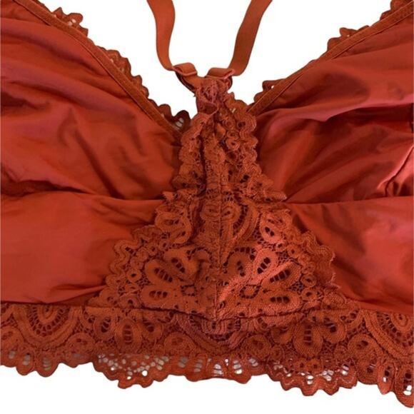 Auden bralette size 3x.‎ Lacey t-back pull on. - Picture 2 of 8